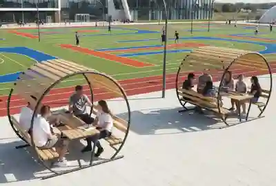 שולחנות קקל מיוחדים לבית ספר