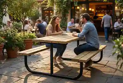 שולחן קקל במתחם קניות