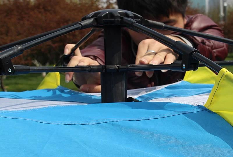אוהל פתיחה מהירה בצבע כחול