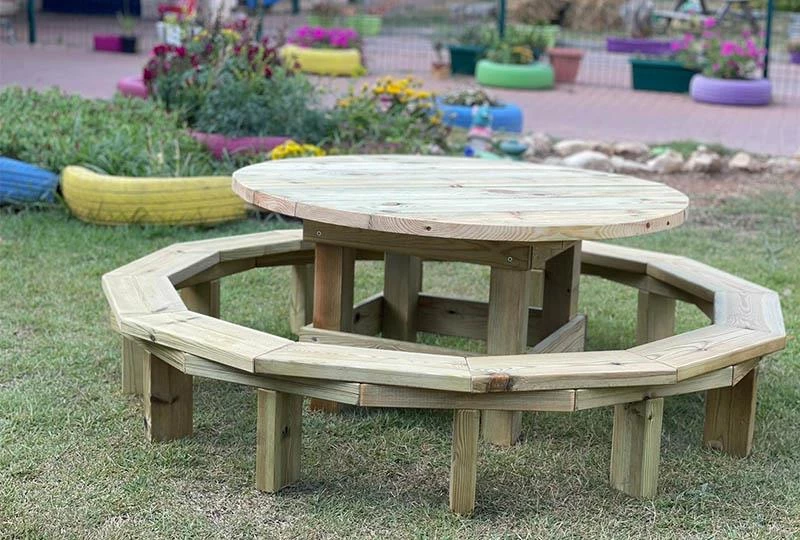 שולחן עגול בגן ילדים