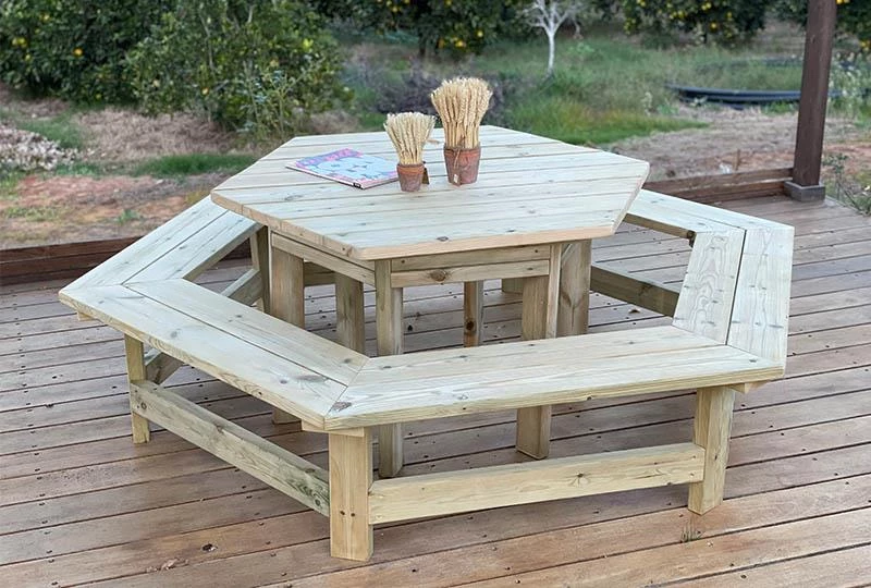 שולחן קקל משושה מעץ